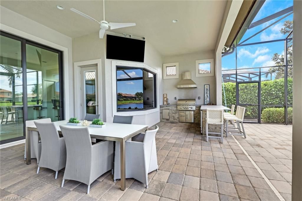 6685 Costa Cir, Naples, FL 34113 Photo