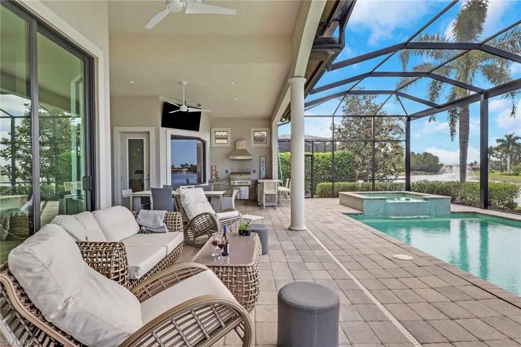 6685 Costa Cir, Naples, FL 34113 Photo