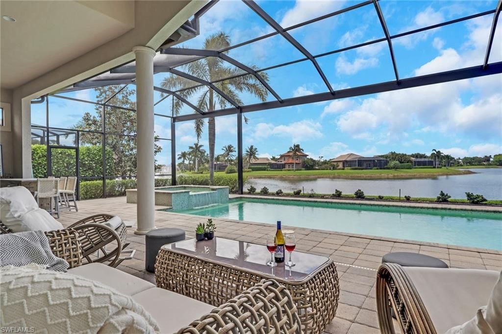 6685 Costa Cir, Naples, FL 34113 Photo