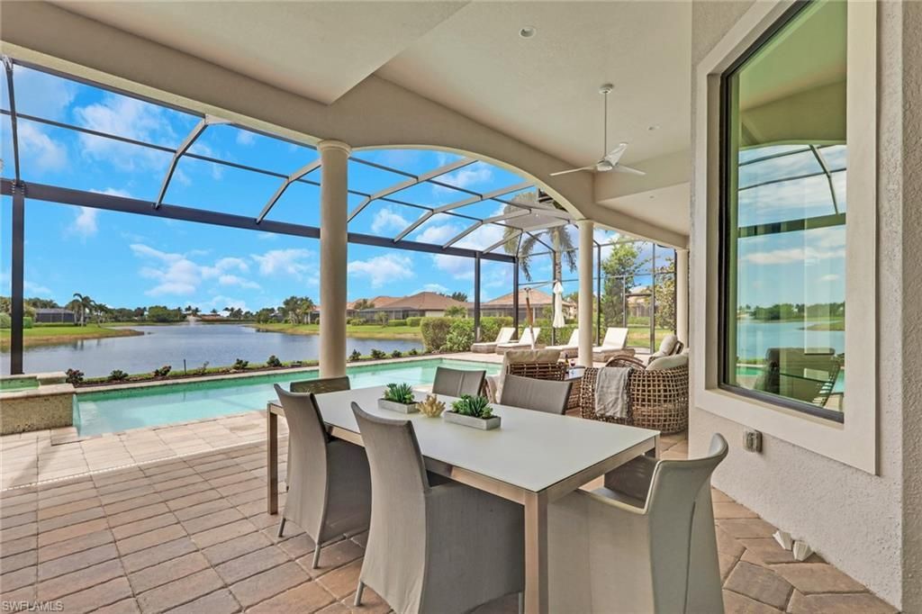 6685 Costa Cir, Naples, FL 34113 Photo