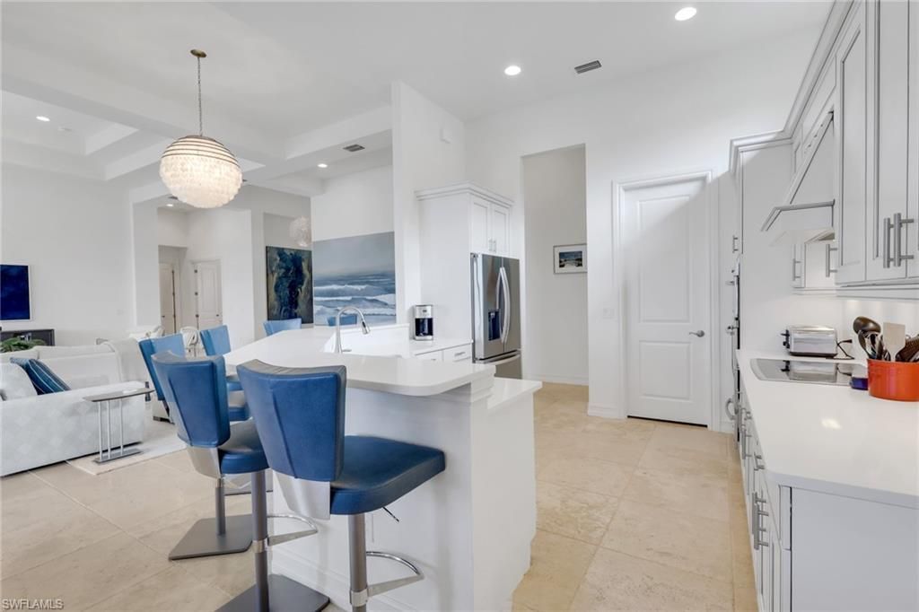 6685 Costa Cir, Naples, FL 34113 Photo