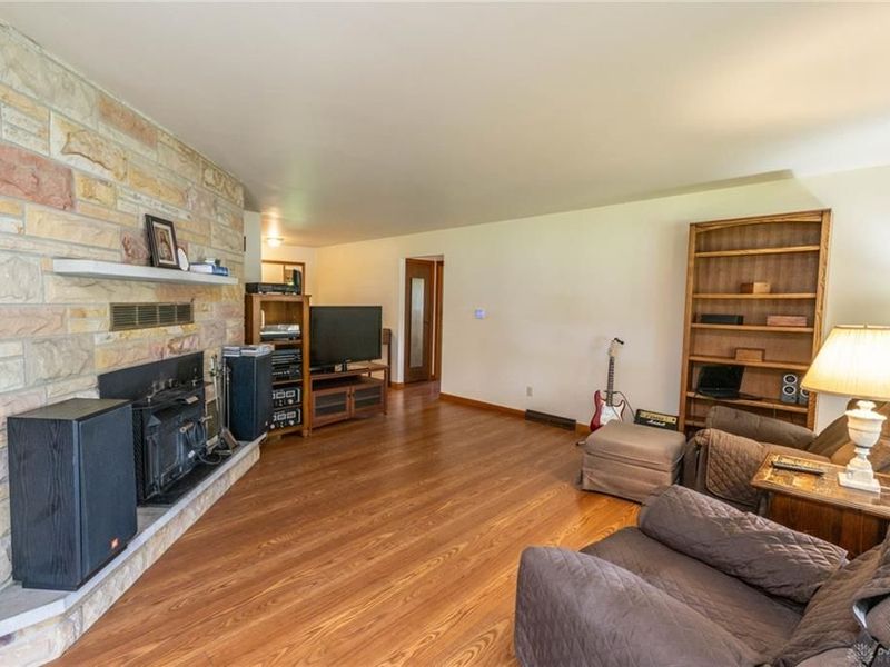 104 W Lakengren Drive, Gasper Township, OH 45320 Photo 16