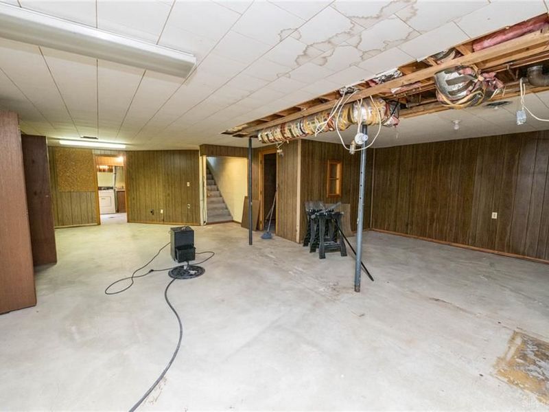 104 W Lakengren Drive, Gasper Township, OH 45320 Photo 26