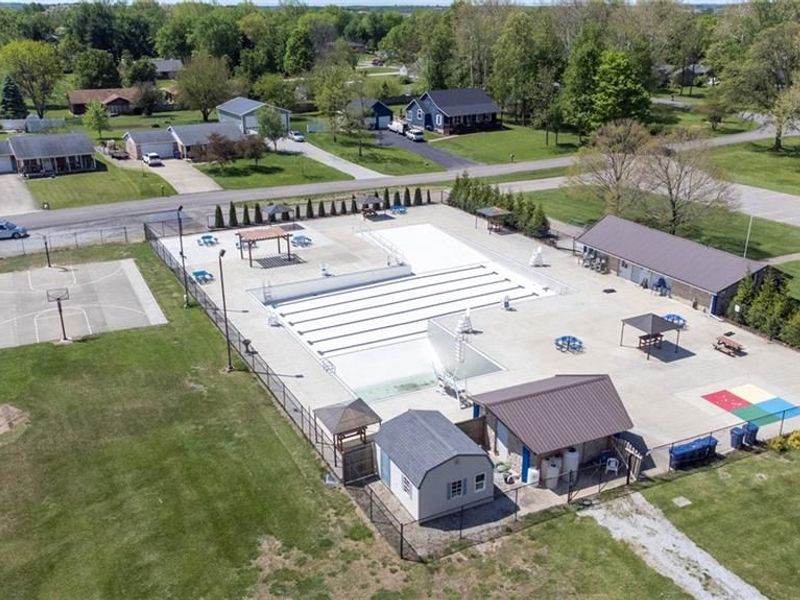 104 W Lakengren Drive, Gasper Township, OH 45320 Photo 39