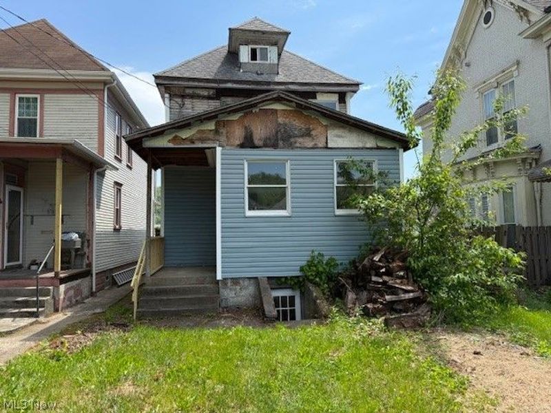 1023 Pearl Street, Martins Ferry, OH 43935 Photo 2