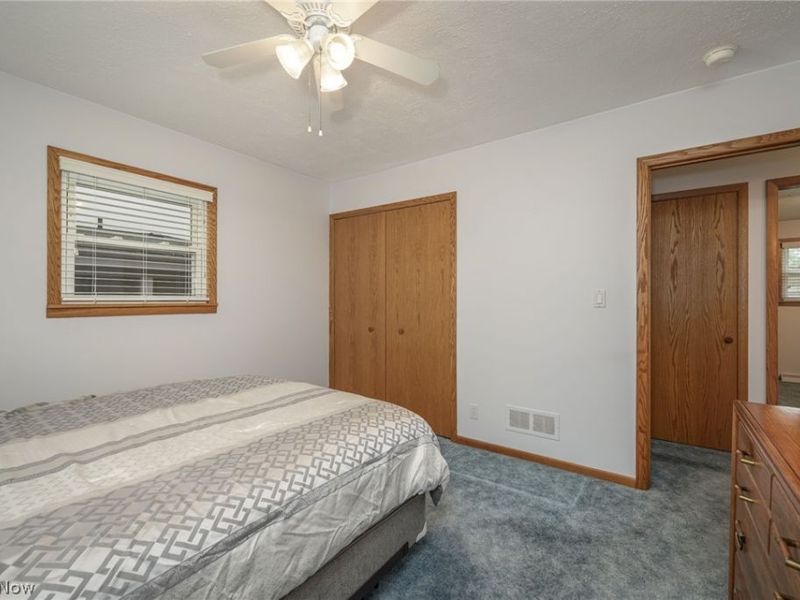1190 Jeanie J Avenue , Akron, OH 44310 Photo 17