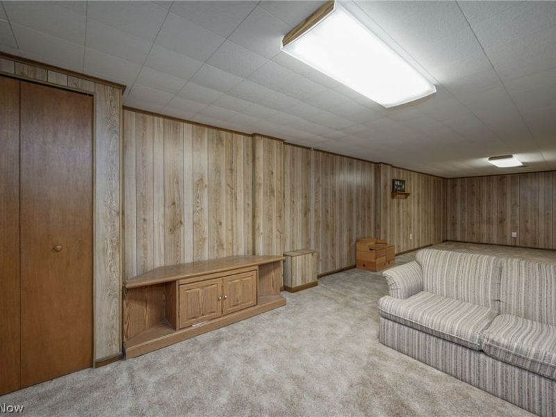 1190 Jeanie J Avenue , Akron, OH 44310 Photo 22