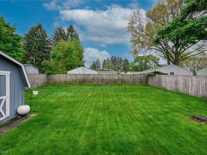 1190 Jeanie J Avenue , Akron, OH 44310 Photo 36