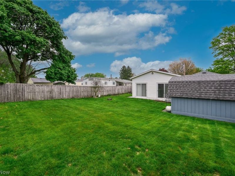 1190 Jeanie J Avenue , Akron, OH 44310 Photo 41