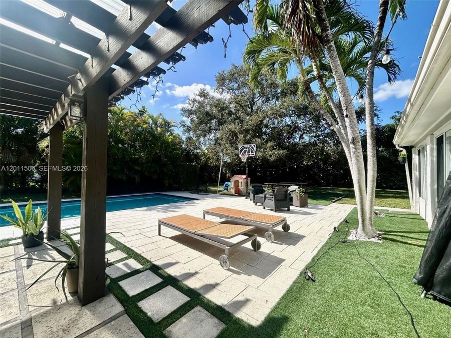 Property Image 40