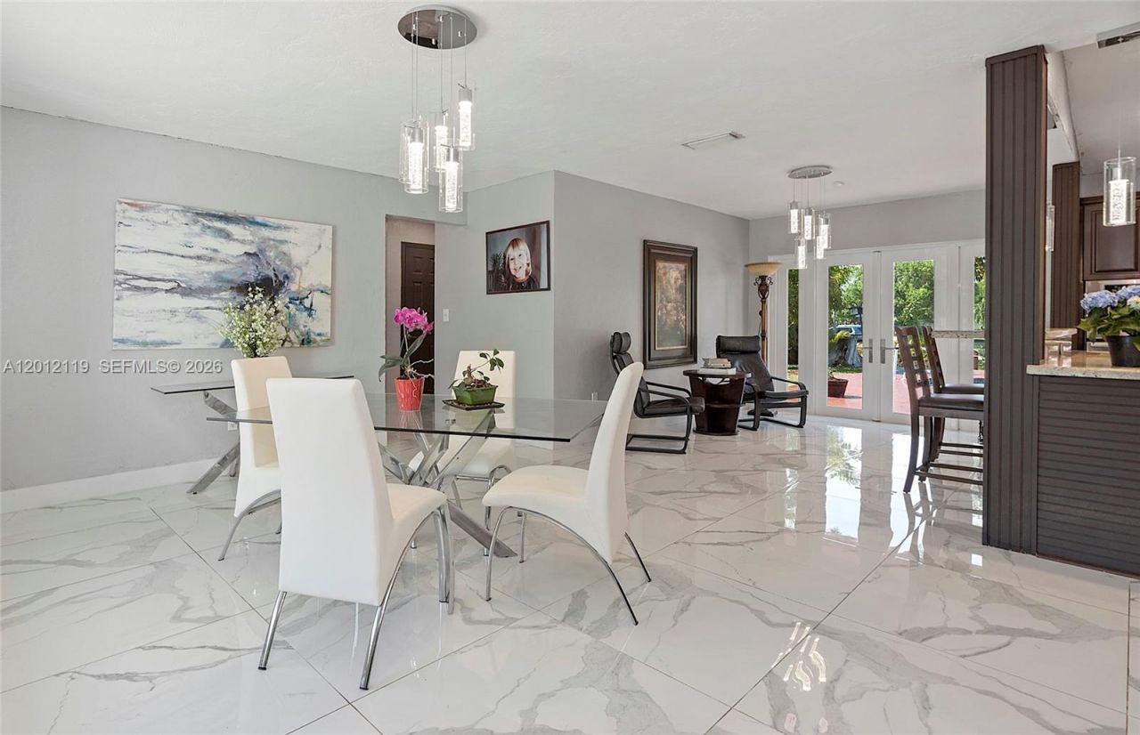8895 SW 184th Ter, Cutler Bay, FL 33157 Photo