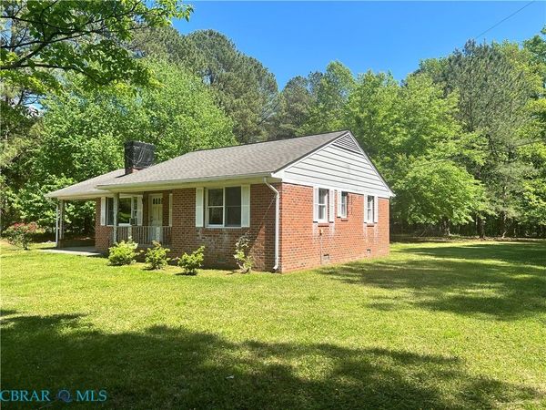 1649 Taylors Creek Road , Weems, VA 22576
