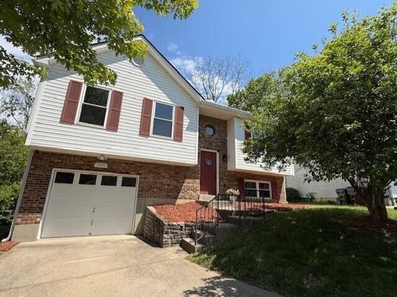 2640 Ridgecrest Lane, Covington, KY 41017 Photo 1