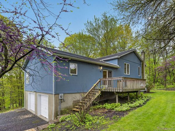 12 Hillside Drive , Marlboro, NY 12542