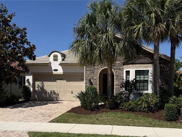 9335 Woodhurst DR, NAPLES, FL 34120