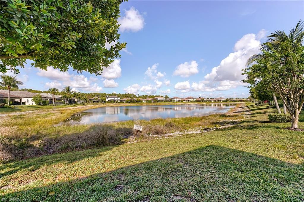 9335 Woodhurst Dr, Naples, FL 34120 Photo