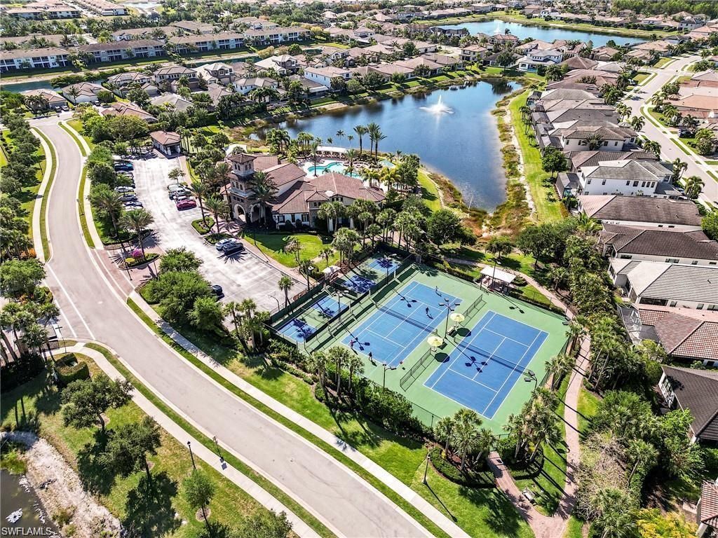 9335 Woodhurst Dr, Naples, FL 34120 Photo