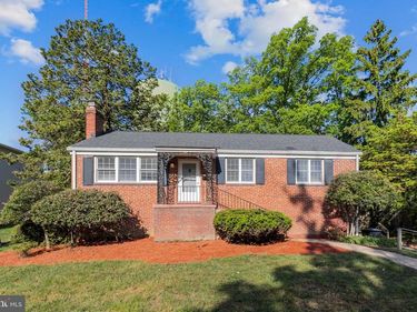 2520 BUCKELEW DRIVE, FALLS CHURCH, VA 22046