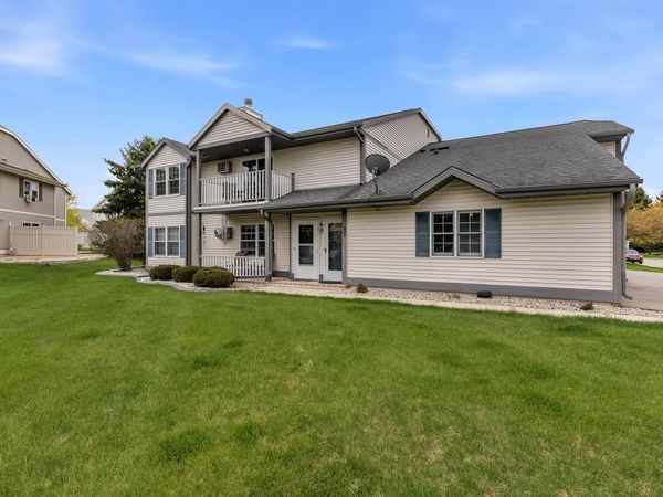 807 Worthington COURT, Unit A, West Bend, WI 53090