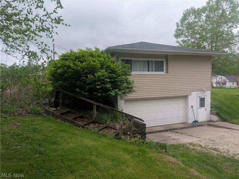 434 Steubenville Road SE, Carrollton, OH 44615 Photo 10