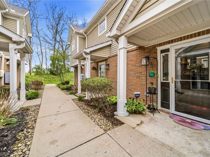 3371 Lenox Village Drive, Unit 255, Fairlawn, OH 44333 Photo 7