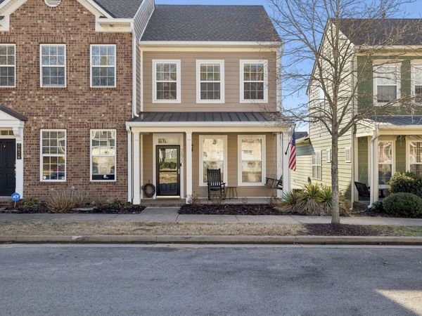 2672 Avery Park Dr, Nashville, TN 37211