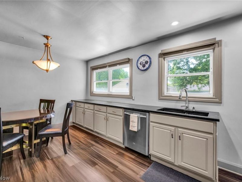 1793 Lealand Avenue, Poland, OH 44514 Photo 3