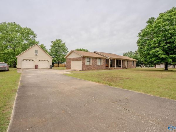 26477 Branch Road, Athens, AL 35613