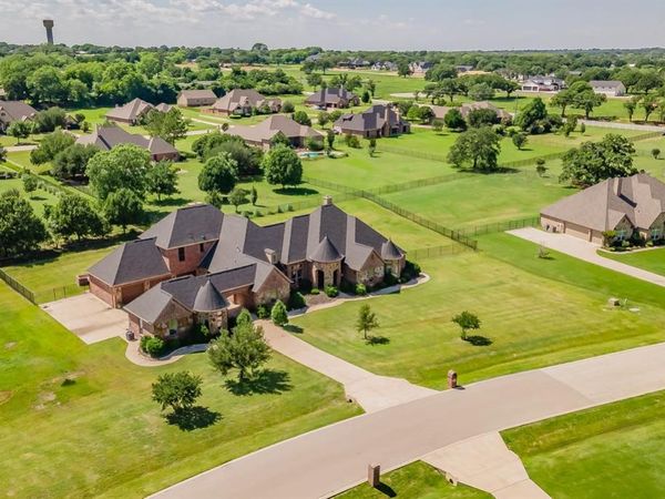 112 Diamond Rose Drive, Burleson, TX 76028