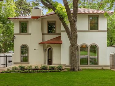 2010 Mayflower Drive, Dallas, TX 75208