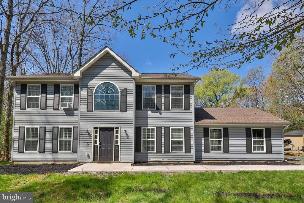 1143 WILLOW CREEK DRIVE , KUNKLETOWN, PA 18058
