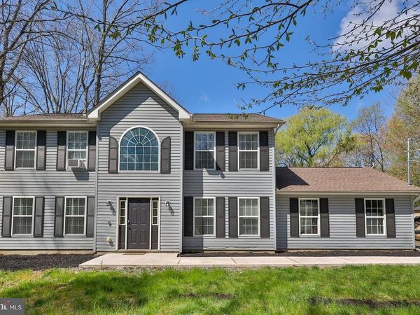 1143 WILLOW CREEK DRIVE, KUNKLETOWN, PA 18058