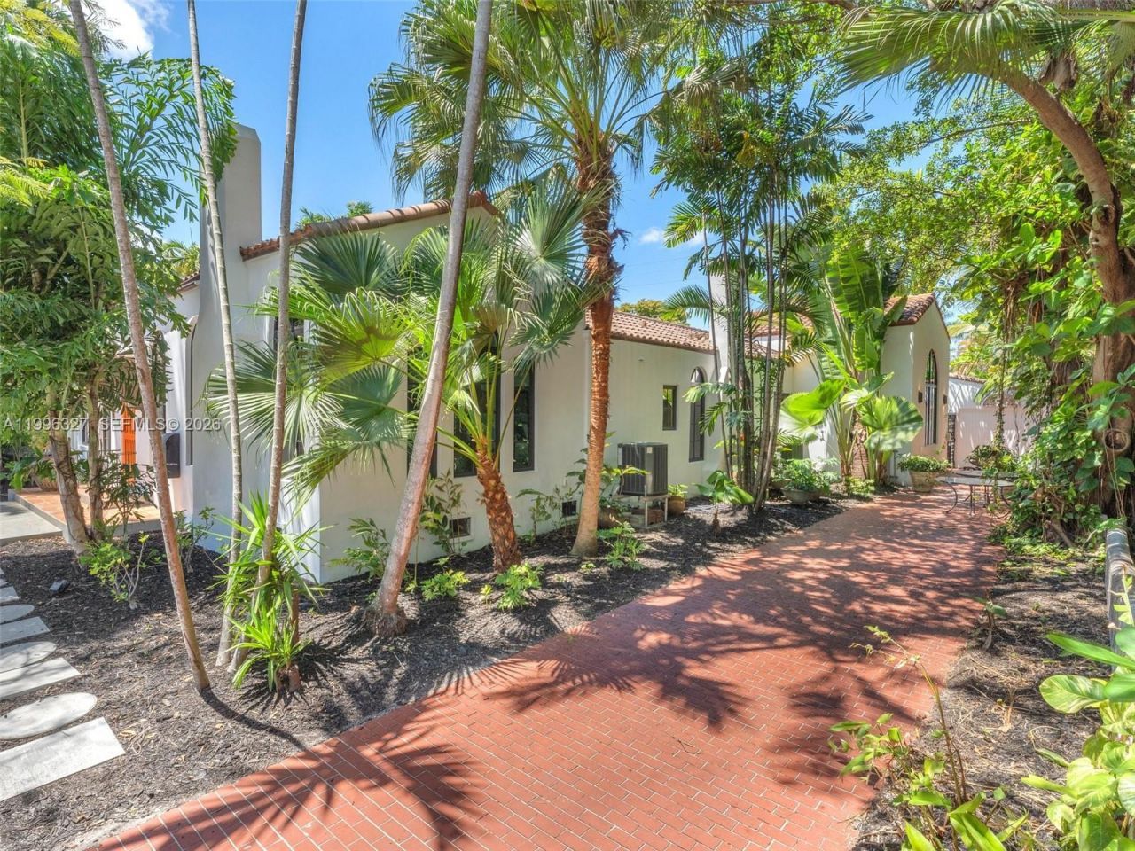 1321 Tyler St , Hollywood, FL 33019 Photo