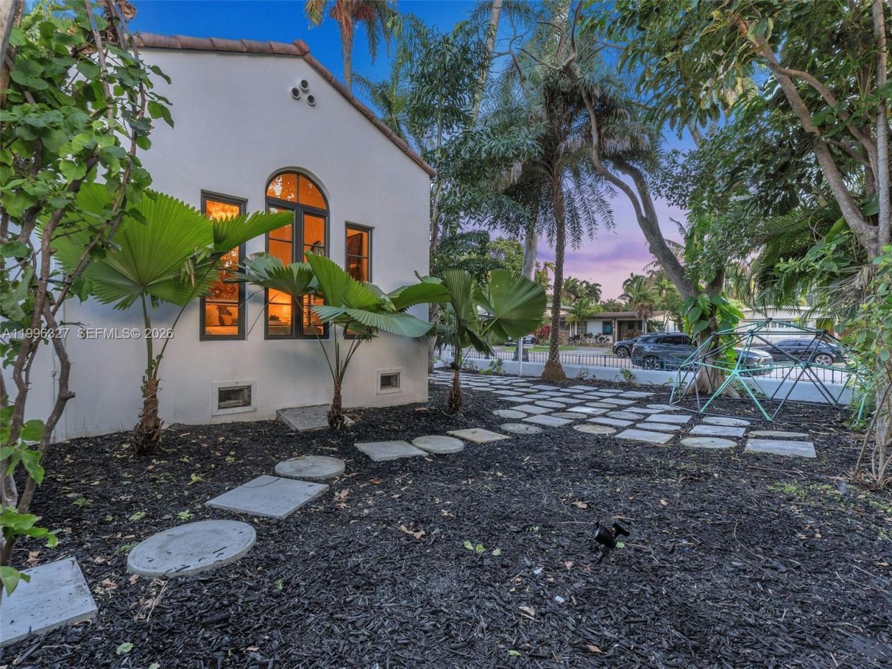 1321 Tyler St , Hollywood, FL 33019 Photo
