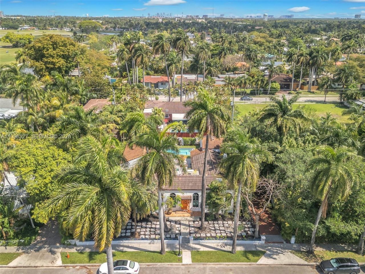 1321 Tyler St , Hollywood, FL 33019 Photo