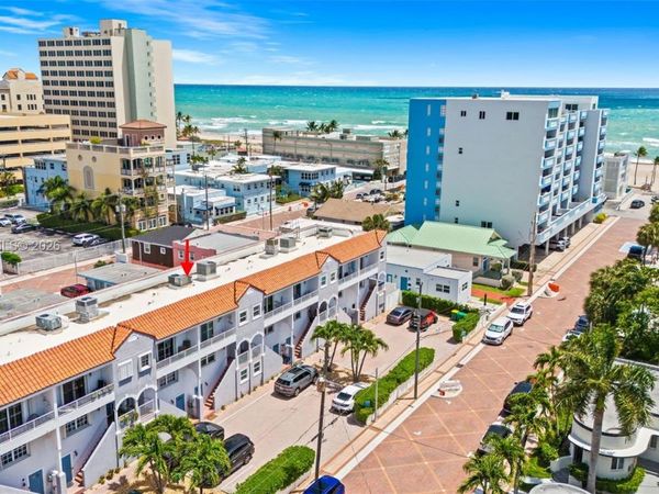 343 Virginia St , Hollywood, FL 33019