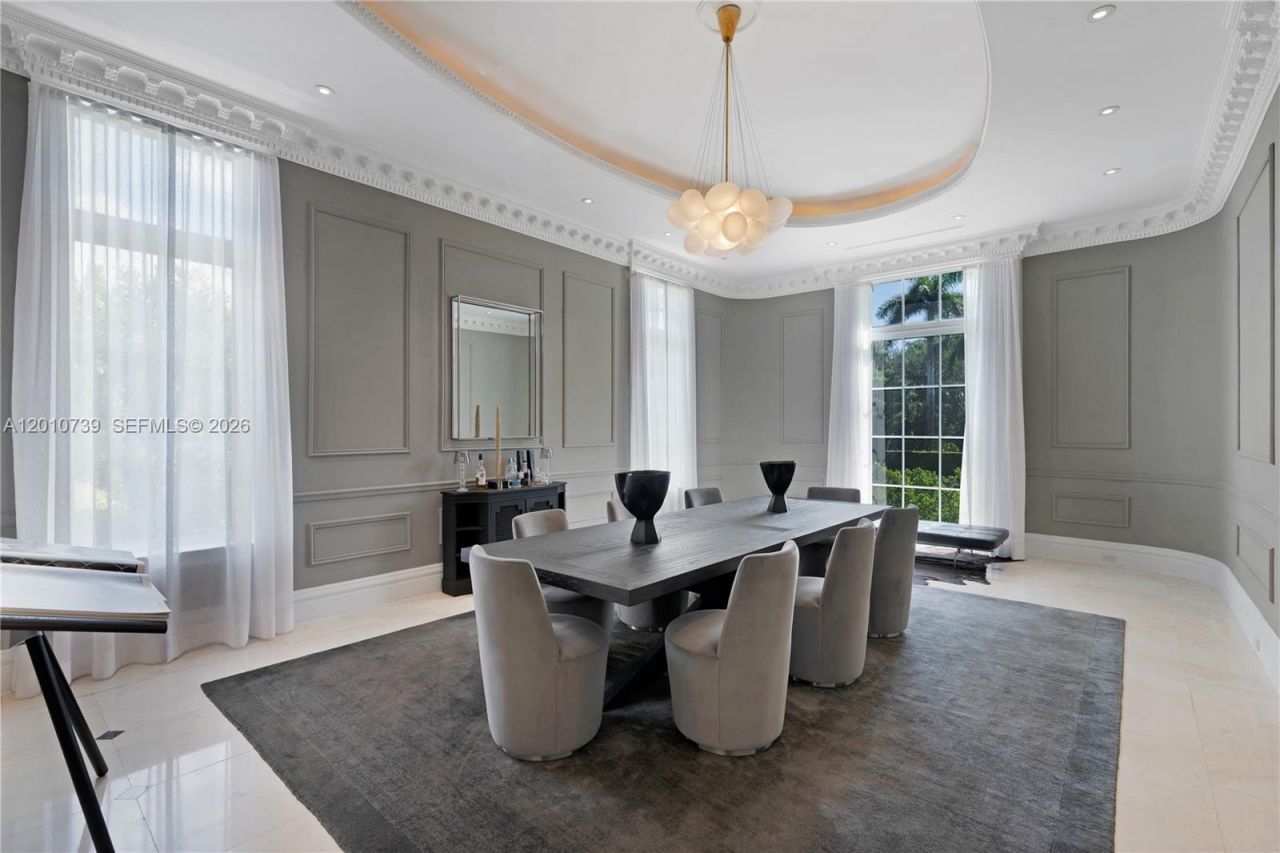 26 Tahiti Beach Island Rd , Coral Gables, FL 33143 Photo