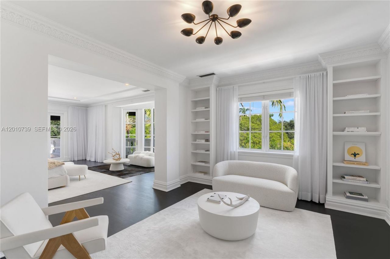 26 Tahiti Beach Island Rd , Coral Gables, FL 33143 Photo