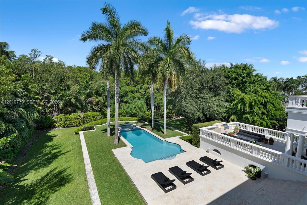 26 Tahiti Beach Island Rd , Coral Gables, FL 33143 Photo