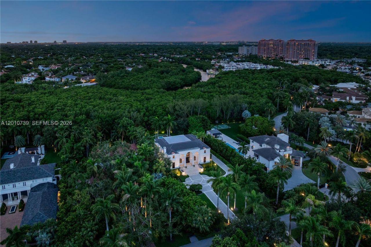 26 Tahiti Beach Island Rd , Coral Gables, FL 33143 Photo
