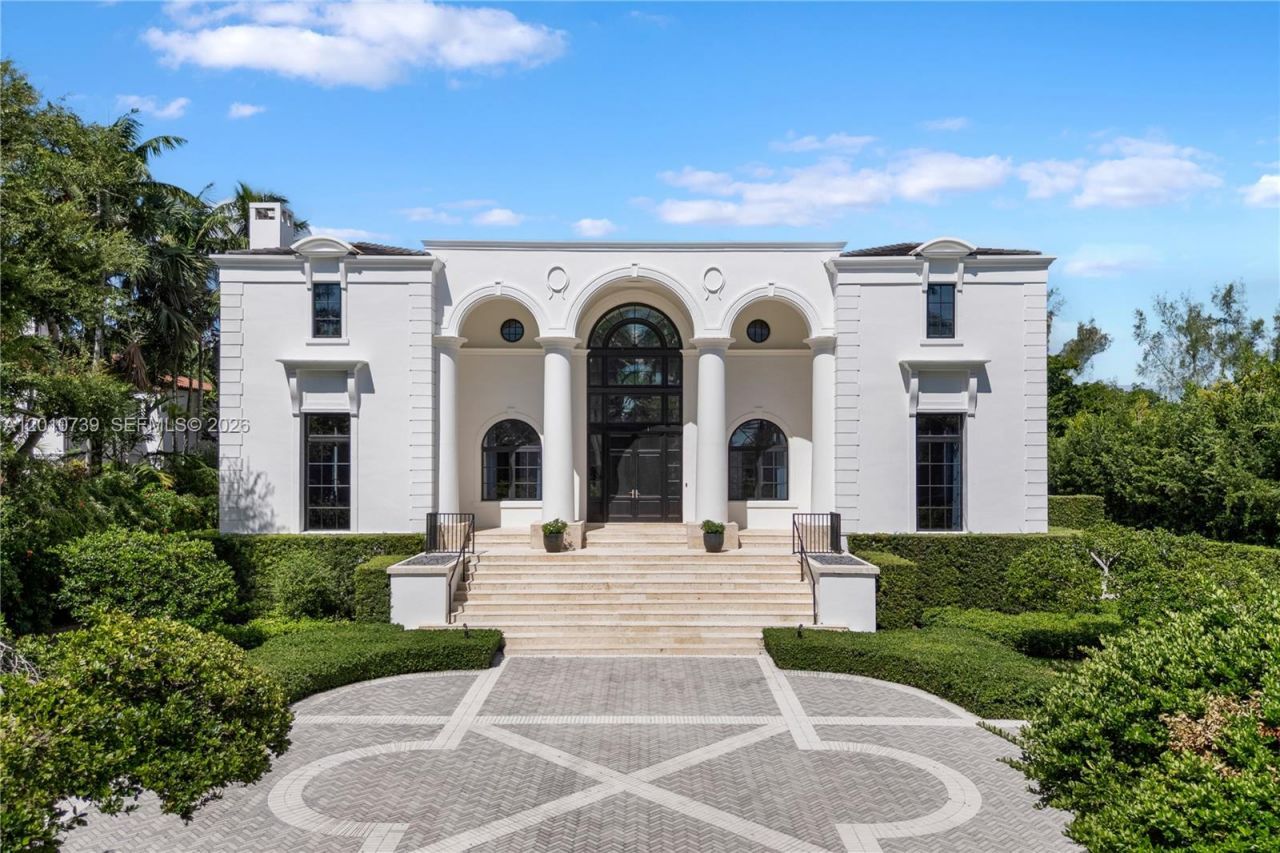 26 Tahiti Beach Island Rd , Coral Gables, FL 33143 Photo