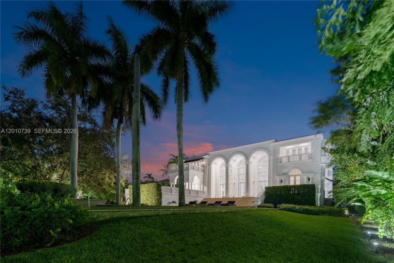 26 Tahiti Beach Island Rd , Coral Gables, FL 33143 Photo