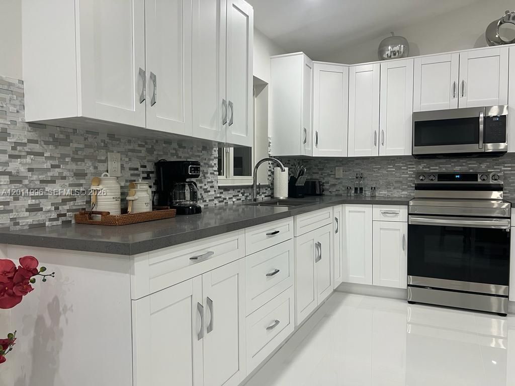 16341 SW 145th Ct, Miami, FL 33177 Photo