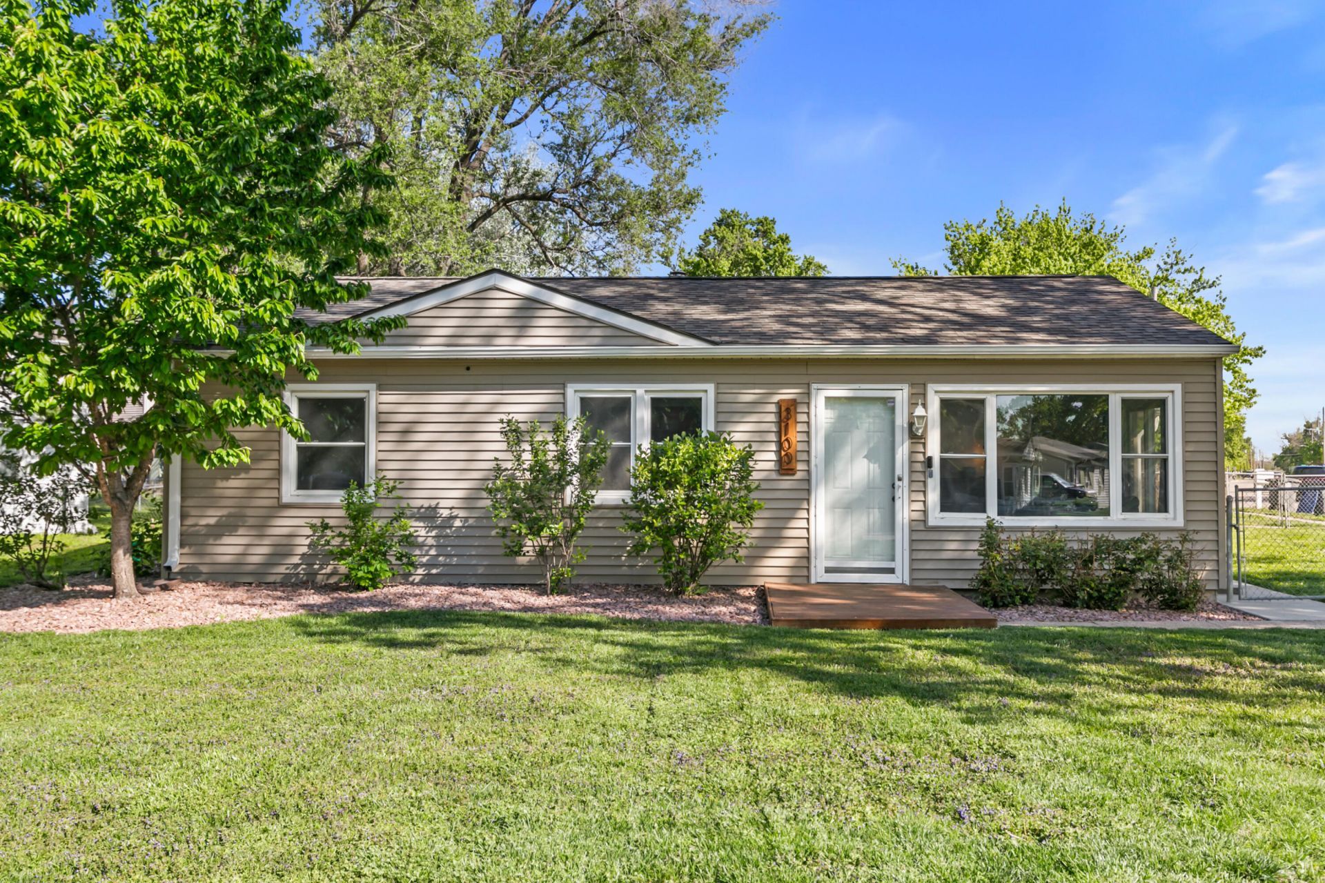 3100 Wakeman Drive, Council Bluffs, IA 51501 Main Photo