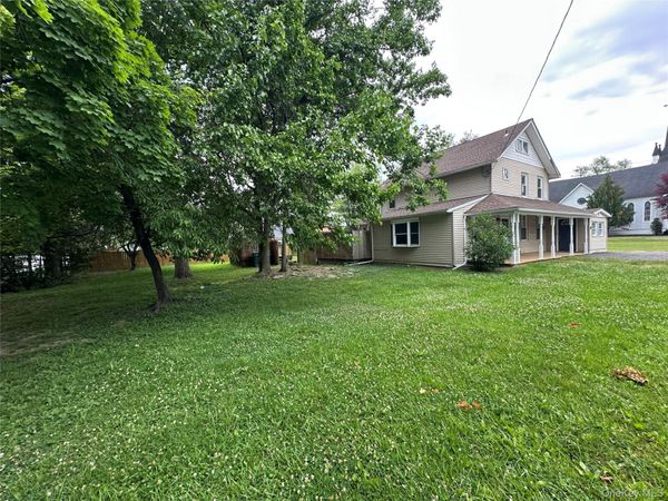 172 Main Street , Gardiner, NY 12525