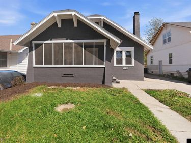 2434 Newport Avenue , Omaha, NE 68112