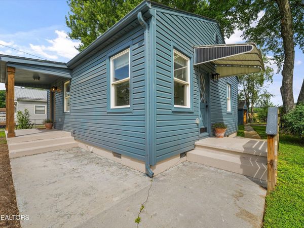 1025 Cherry St, Alcoa, TN 37701