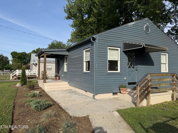 1025 Cherry St, Alcoa, TN 37701