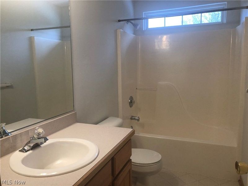 6140 Champagne, Medina, OH 44256 Photo 16