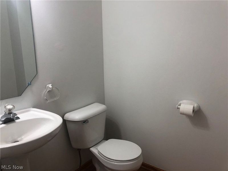 6140 Champagne, Medina, OH 44256 Photo 8